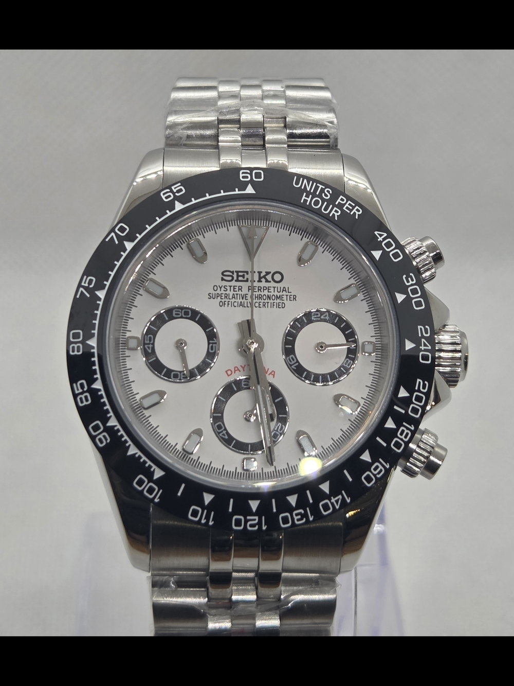 Custom Seiko Mod VK63 Daytona Chrono Panda Dial on Jubilee
